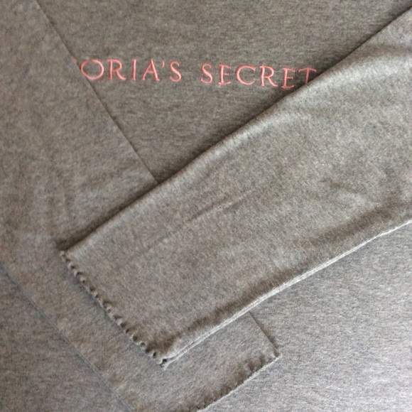 Victoria’s Secret Sleep Shirt EUC Size Medium - Picture 2 of 6